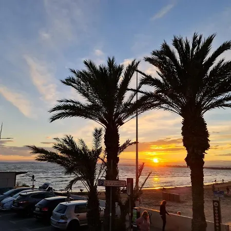 Exceptionnel, Sur La Plage En Front De Mer * Le Grau-du-Roi